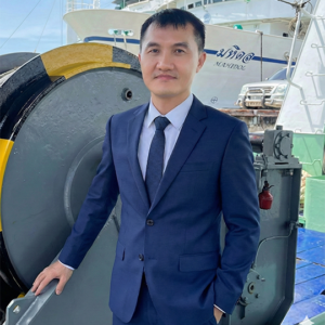 Mr. Khunthawat Manomayidthikarn